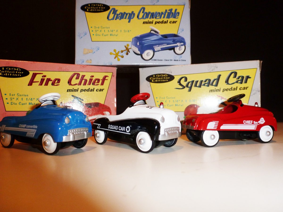 3 MURRARY PEDAL CARS.JPG