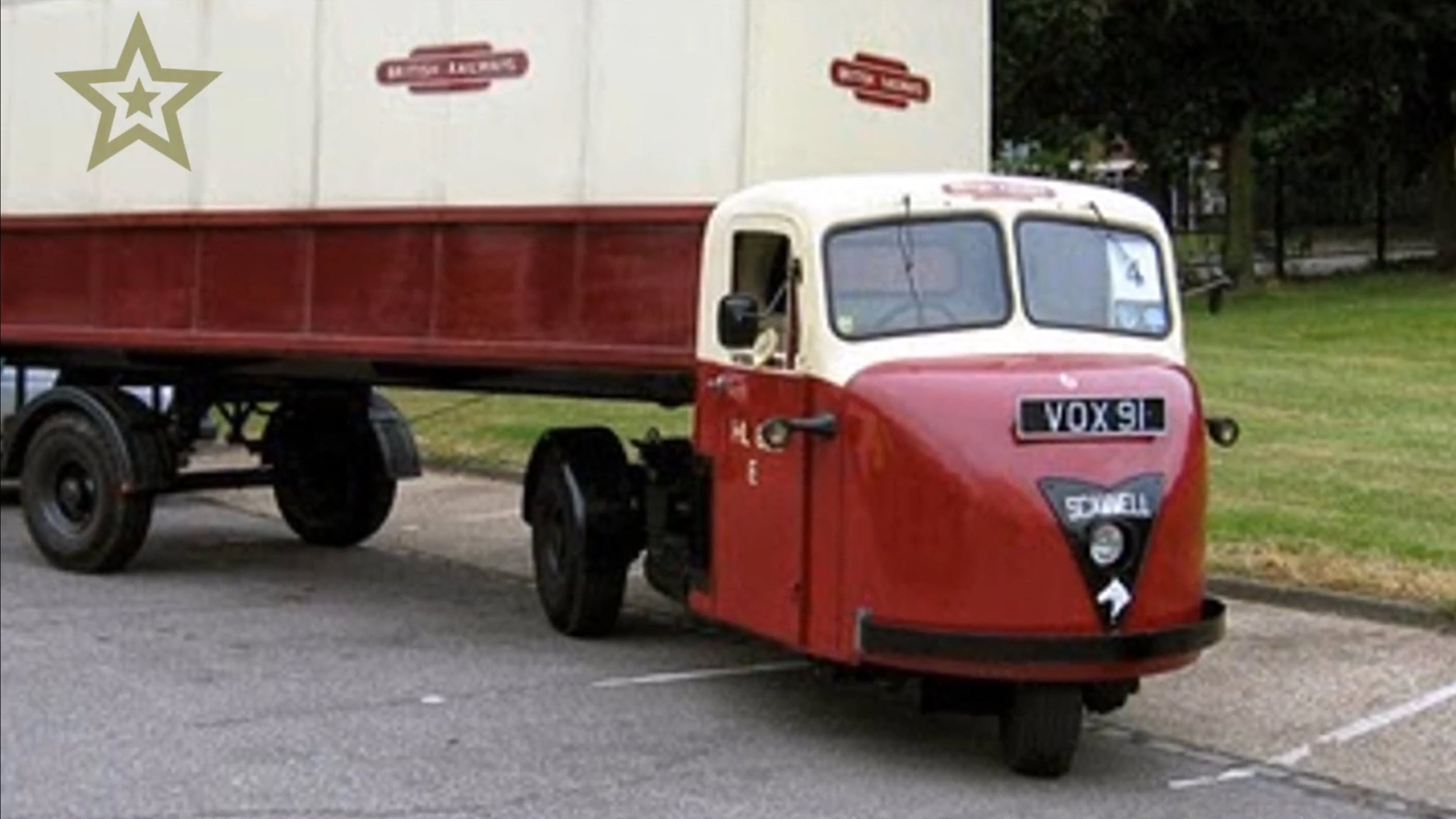 3 wheel semi.jpg