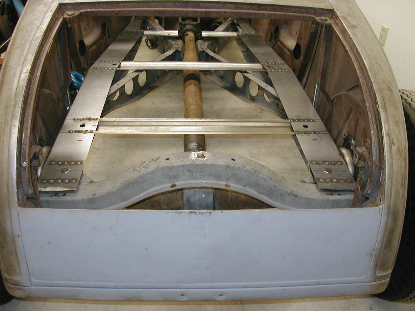 30 roadster floorboards 001.jpg