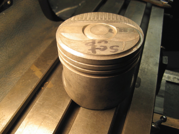 300_352 piston_02_2.jpg