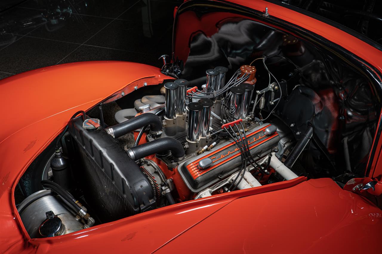 301Engine.jpg