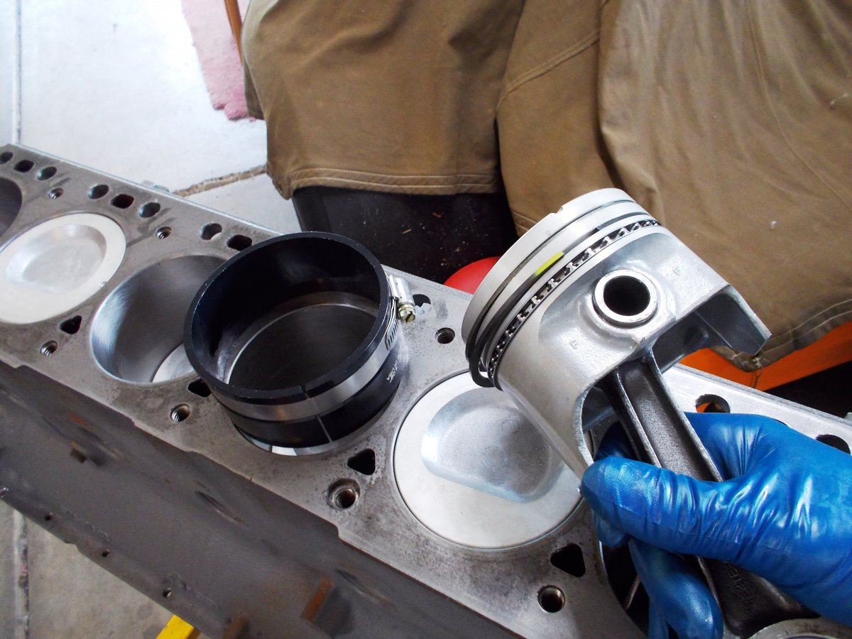 303 motor 14.jpg