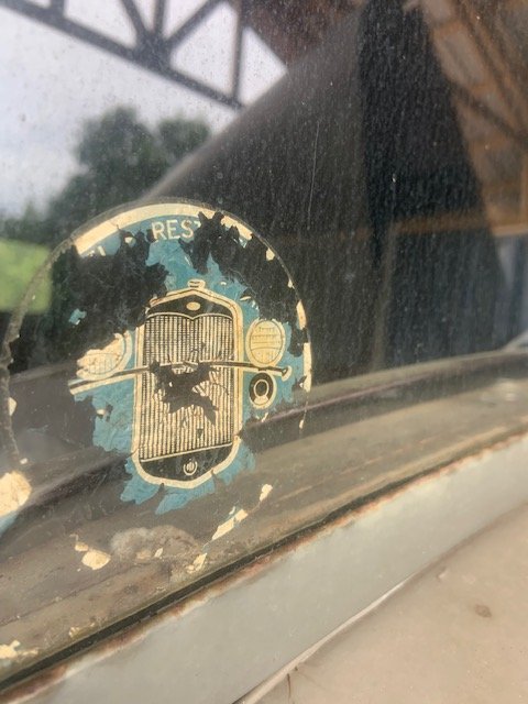 31 Sedan 1.jpg