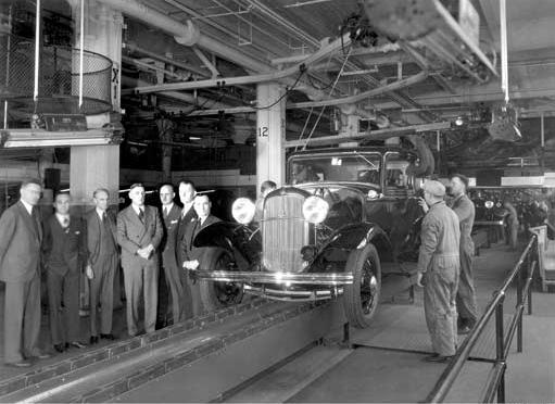 '32 Ford V8 Assembly Line.jpg