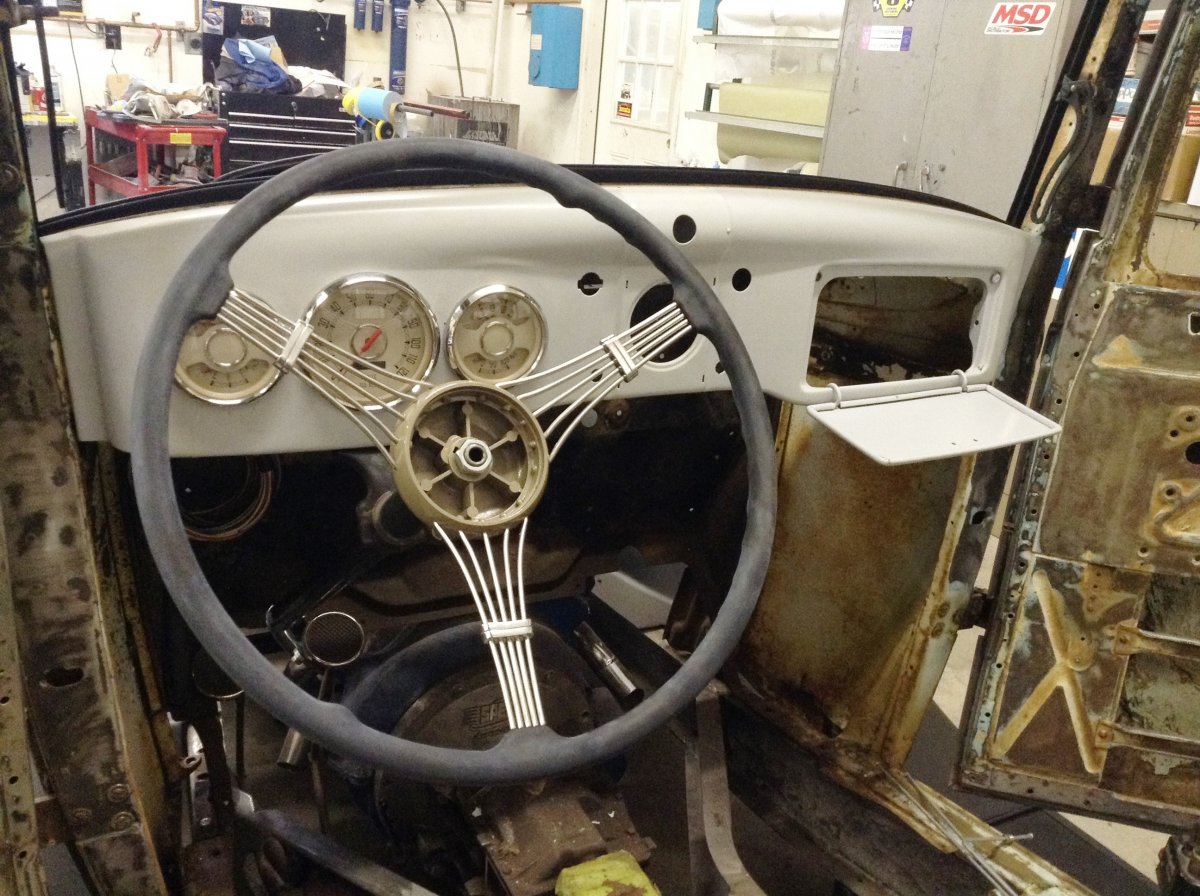 32 in shop 19.JPG