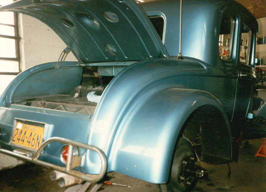 32 KN 02 Org Trk & Tank.jpg
