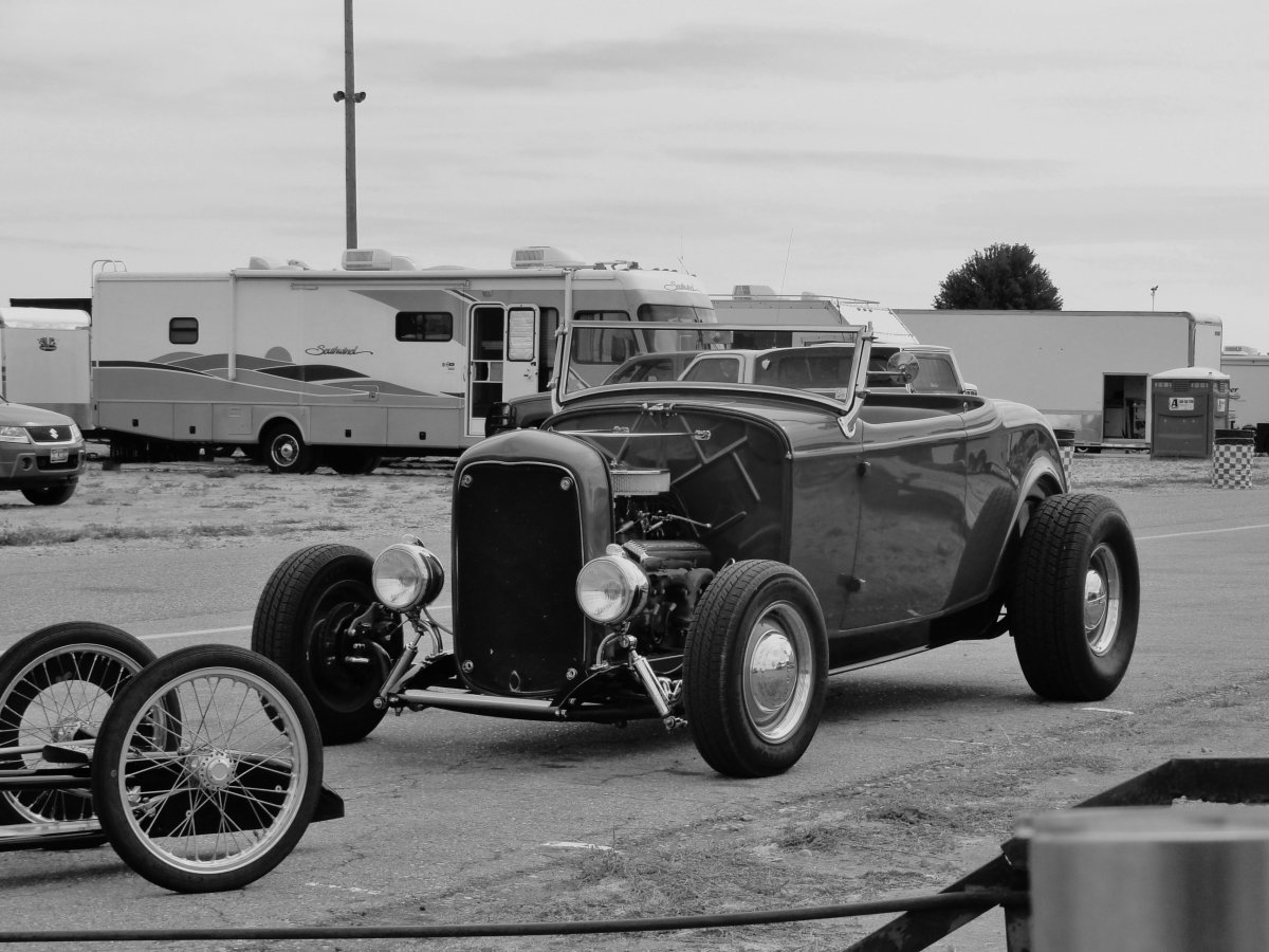 32 roadster b&w a.jpg