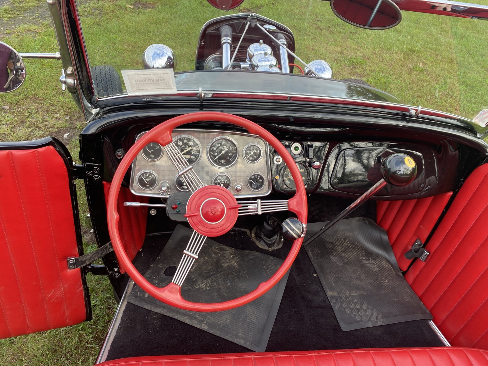 32 Roadster Dashboard 3.JPG