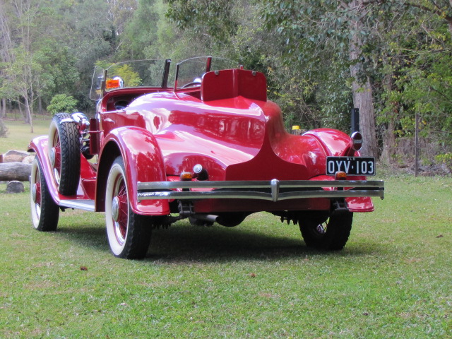 32 Speedster 3.JPG