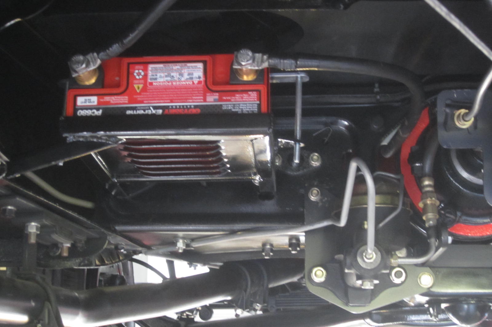 32 TIRES BATTERY 020.JPG