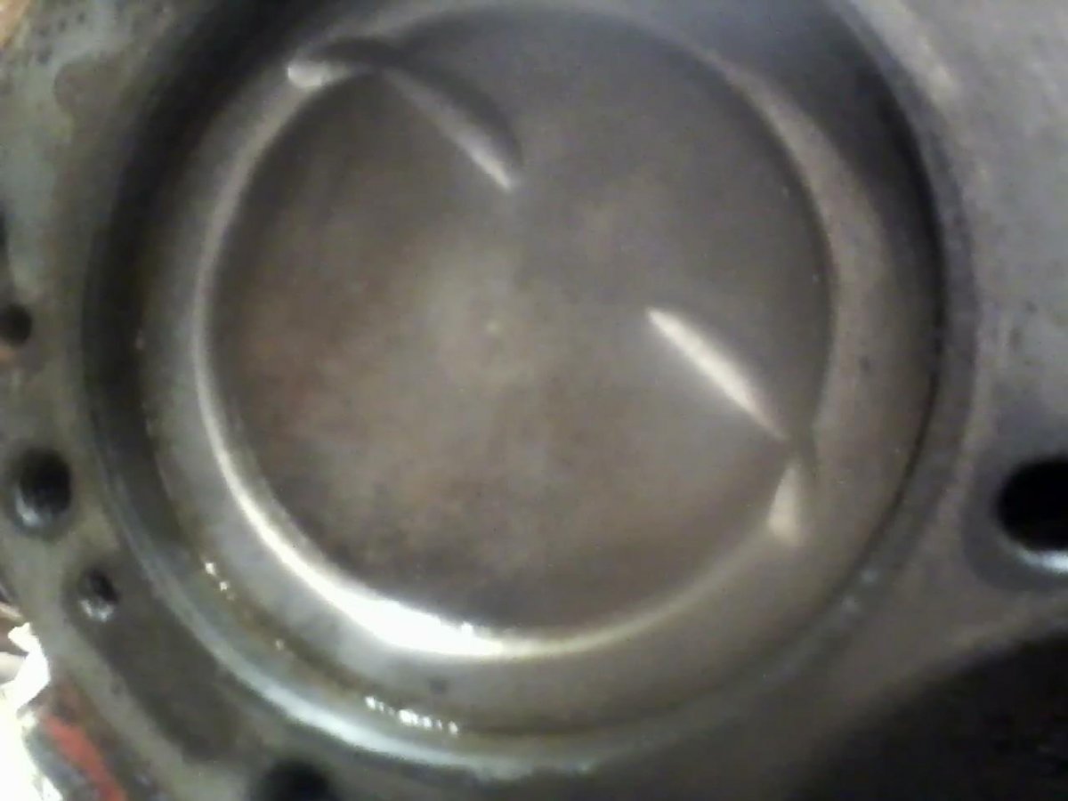 327 piston.jpeg
