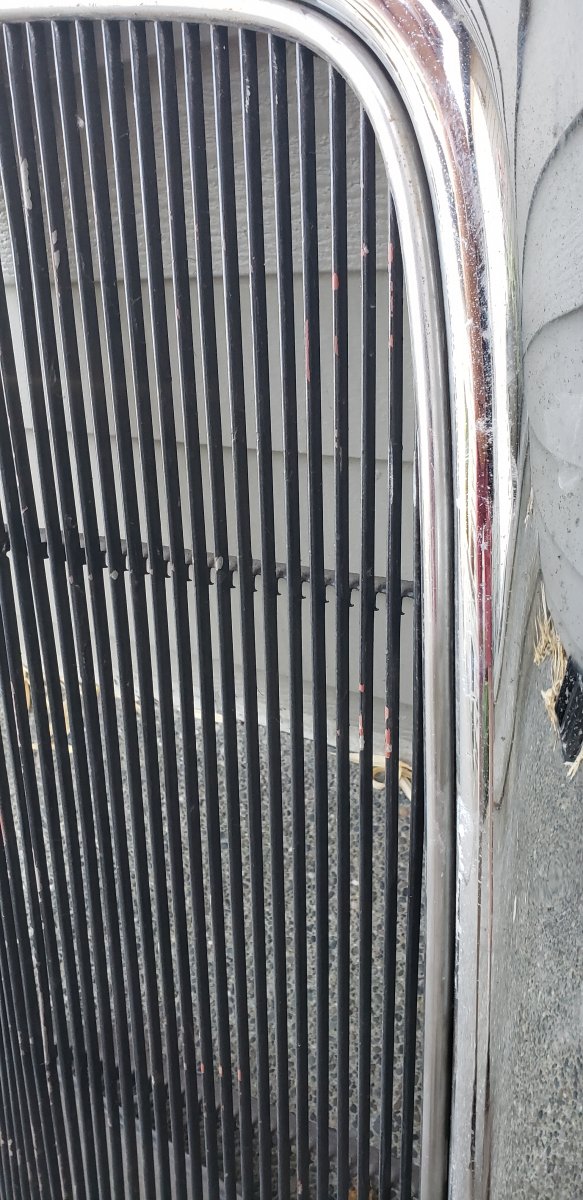 32grille2.jpg
