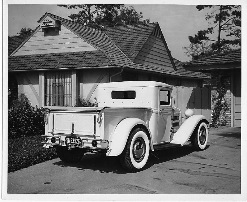 32Pickup-2A.jpg