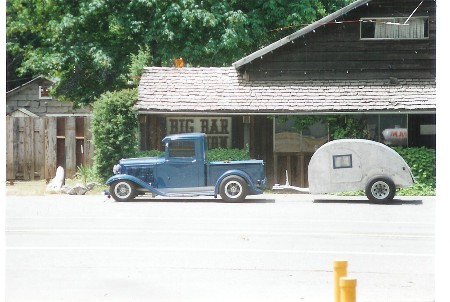 32pickup with teardrop (450x302).jpg