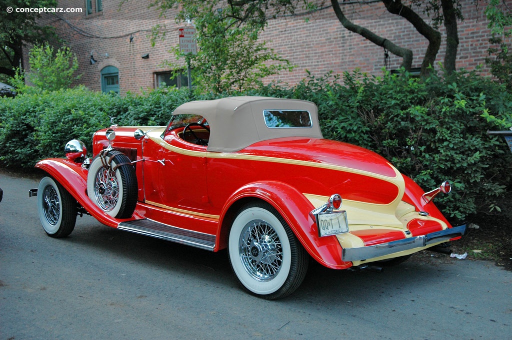 33-Auburn-Model-12-161A_DV-09_GC_02.jpg