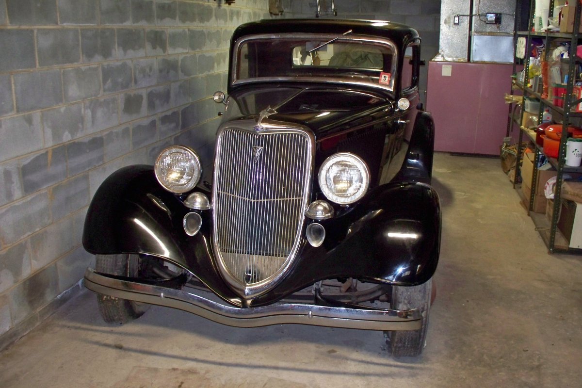 33 Ford 3 window Coupe 01.jpg