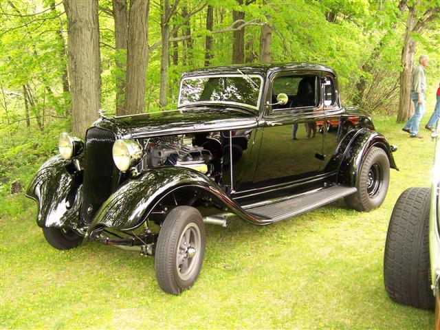 33 Plymouth w-Hemi.jpg