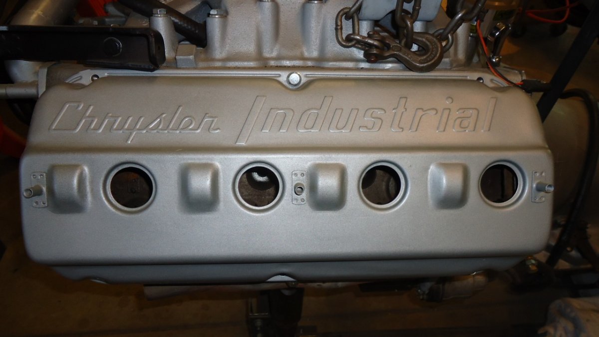 331 HEMI Chrysler Industrial valve cover_1.JPG