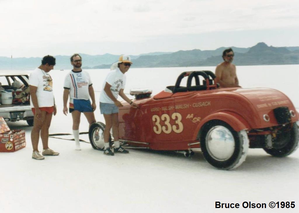 #333 with flat front tire @ Speed Week '85.jpg