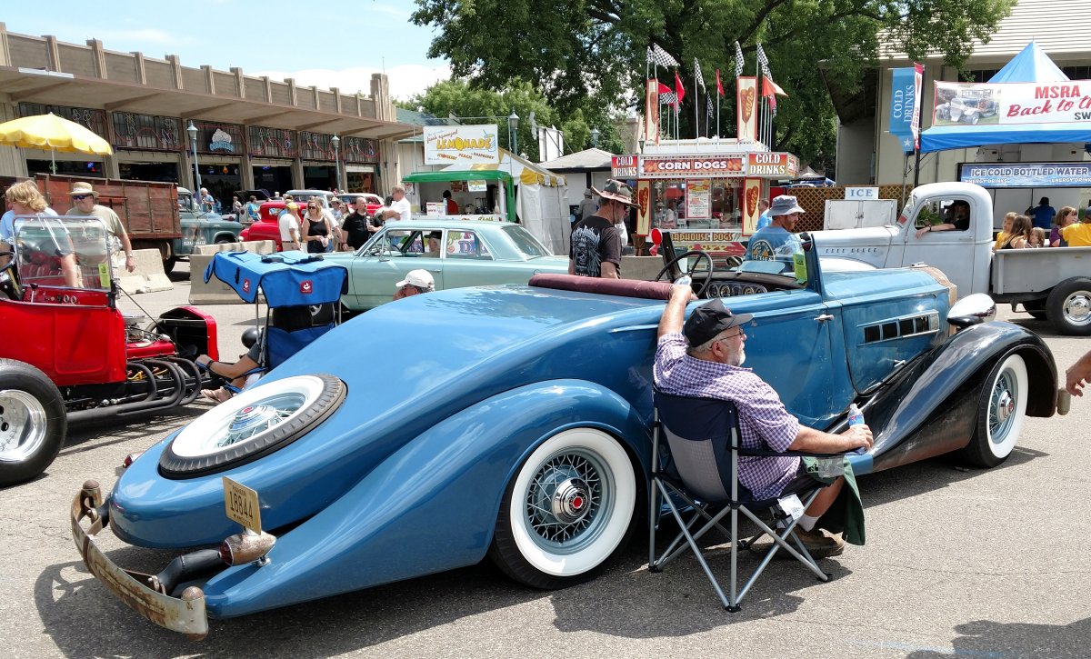 35 Packard speedster.jpg