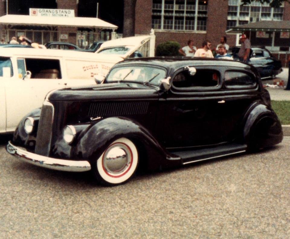 36 Ford sedan color 1984.jpg