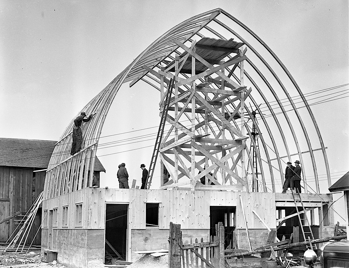 37 barn up.png
