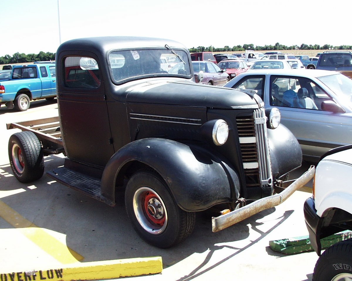 37gmc rt frt.jpg