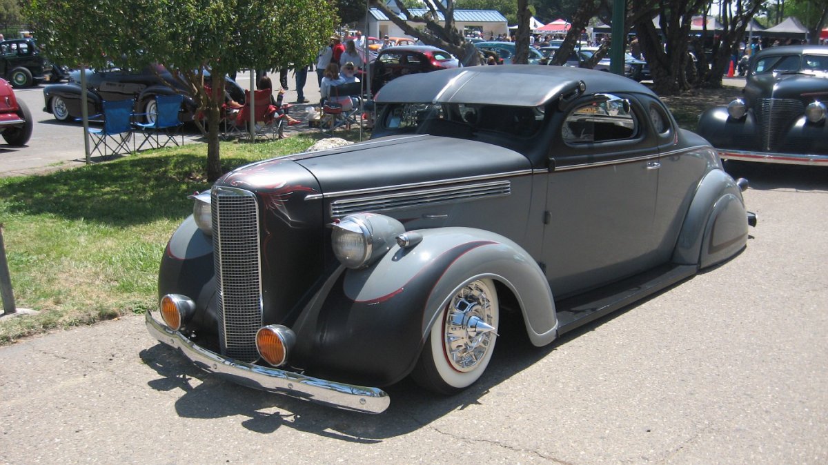 38 Dodge sled c.jpg