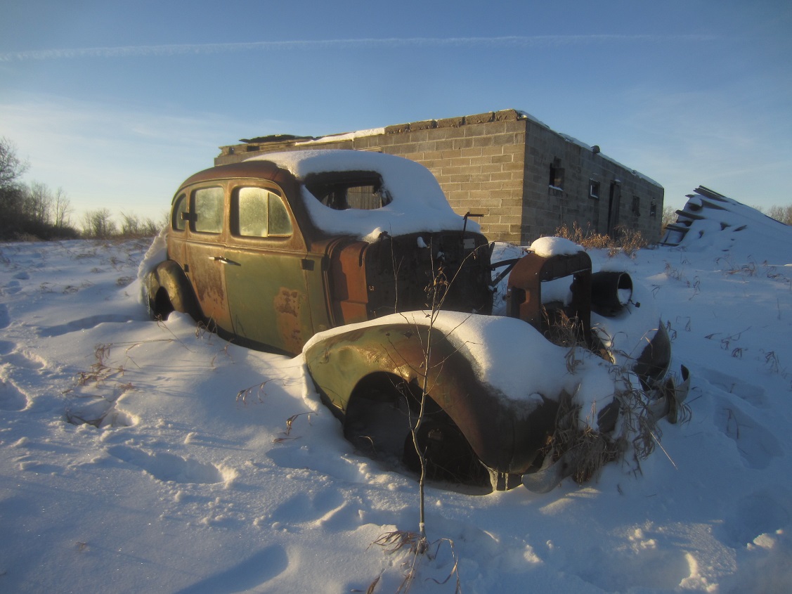 38 Pontiac.jpg