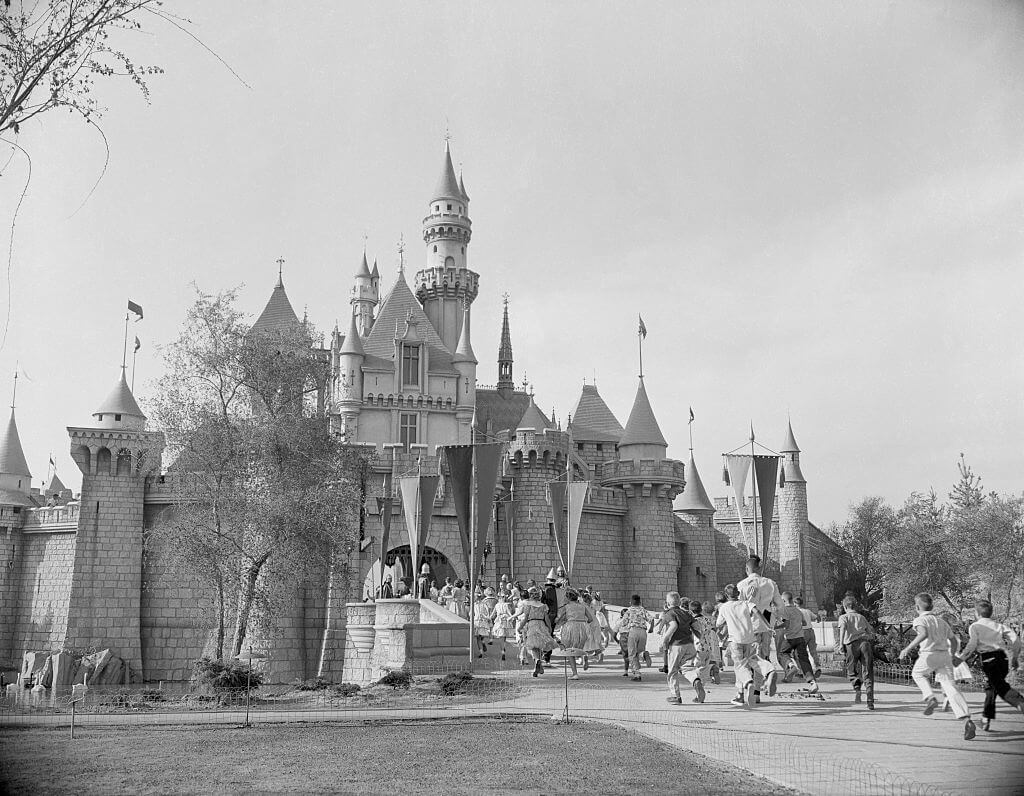 40 disneyland  July 17, 1955,.jpg