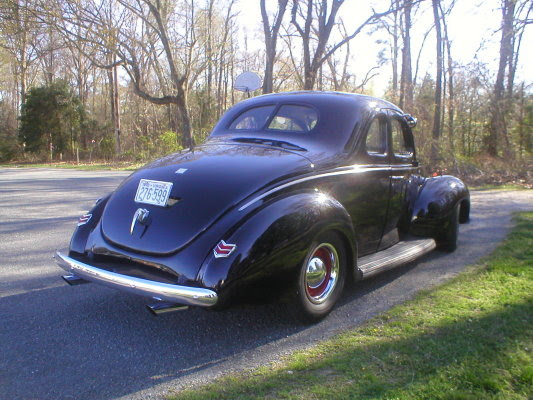 40 Ford coupe.jpg