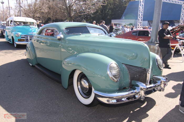 40 Mercury light green front.jpg