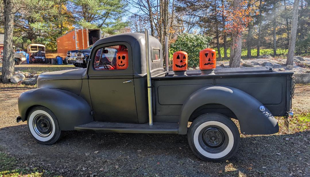 '40 pickup truck.jpg