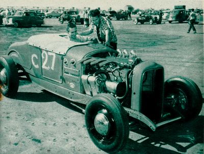400px-Norm-taloyr-jot-horn-1927-ford.jpg