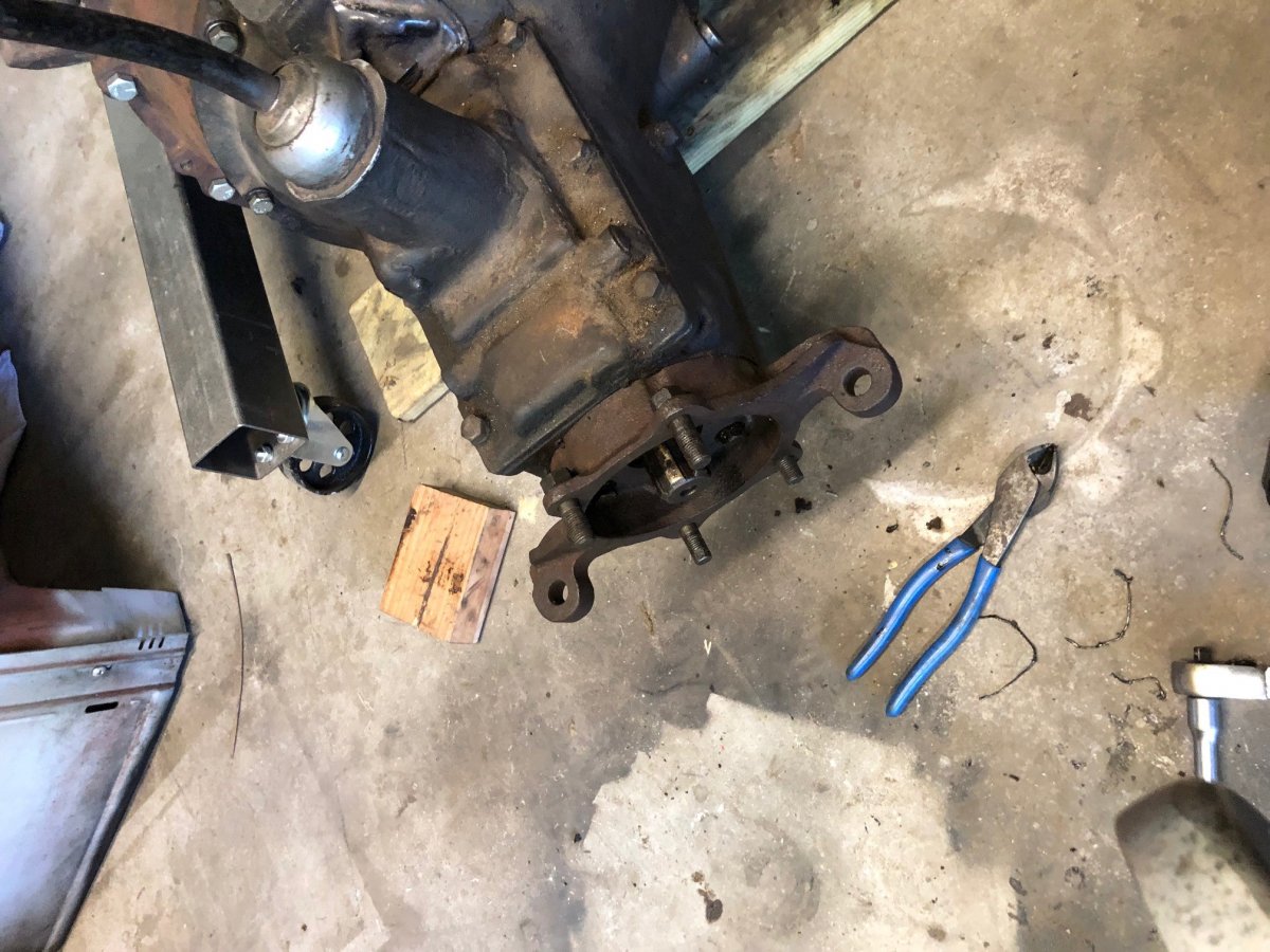 42 to 48 rear trans mount2.jpg