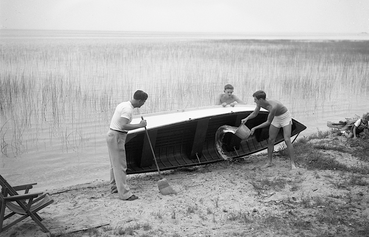 44 boatclean.png
