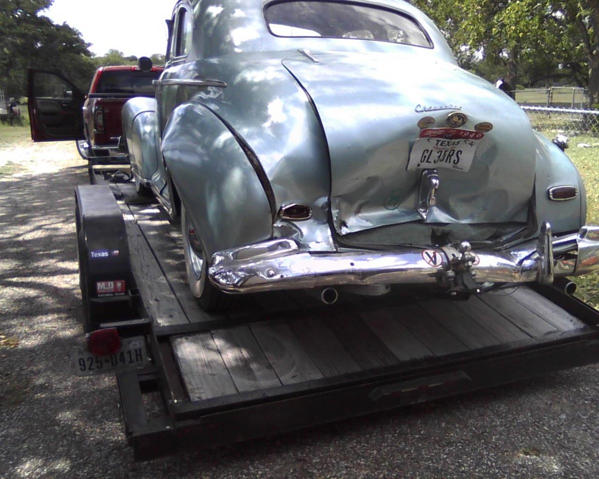 46 Chevy wreck 3.jpg