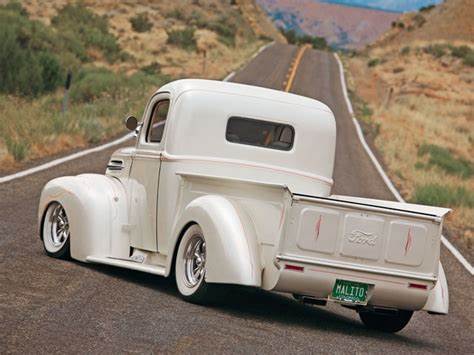 '46 Ford truck rear-Malito's.jpg
