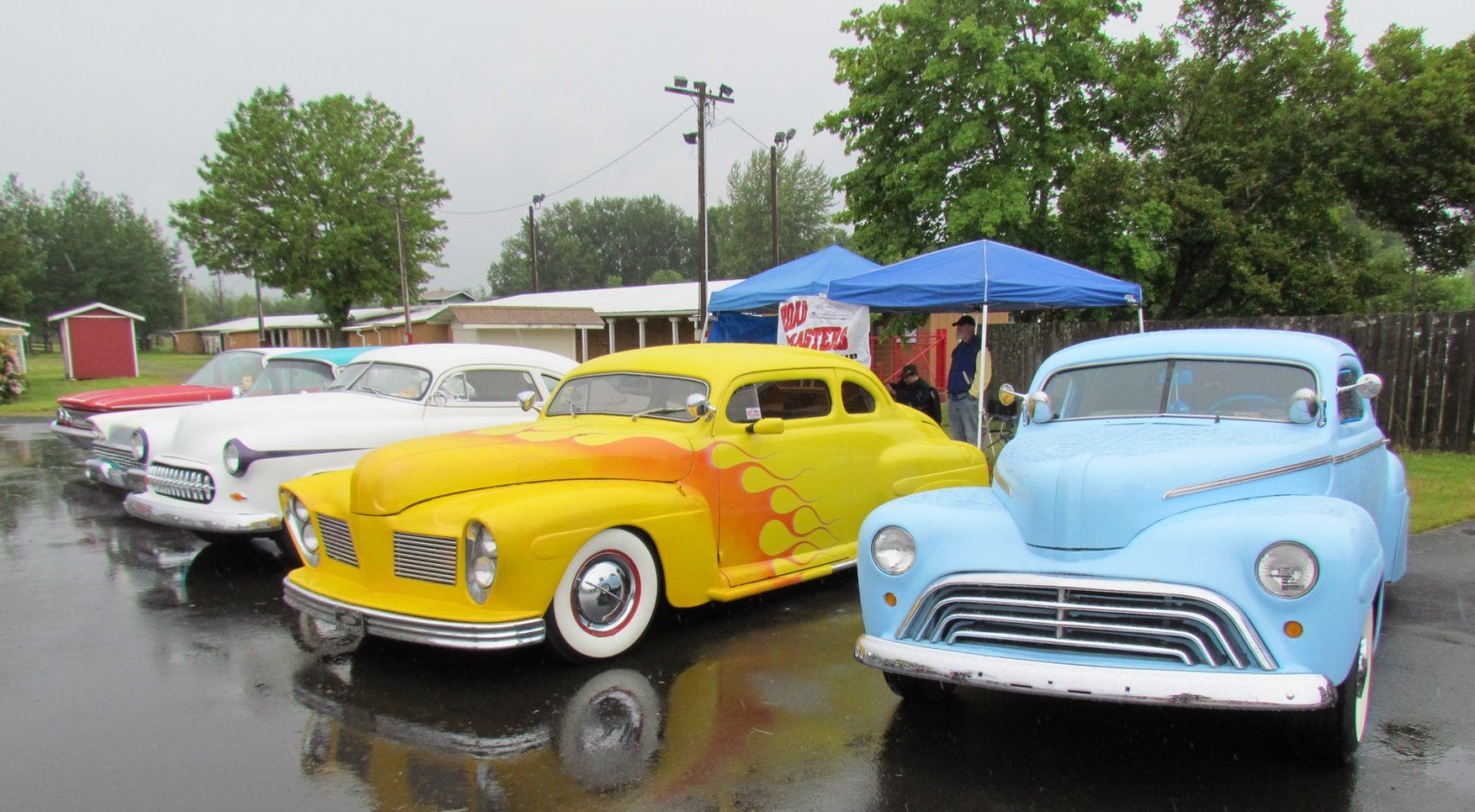 46 Ford yello n 47 Ford light blue.jpg