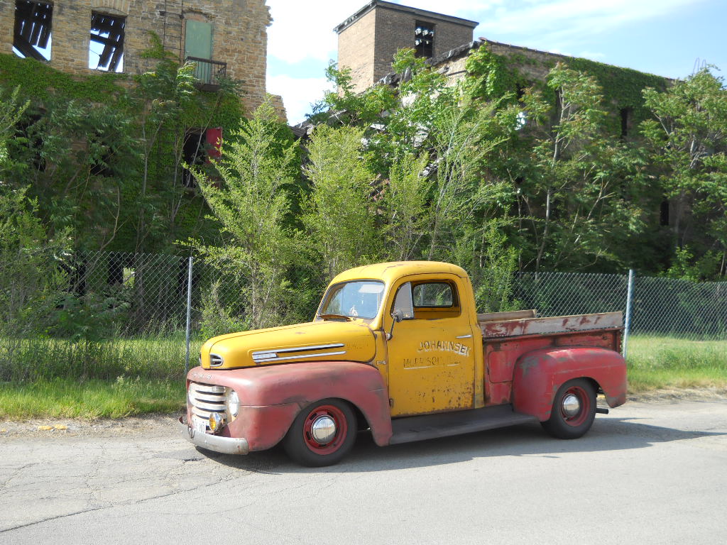 48 ford r.f. dam 004.jpg