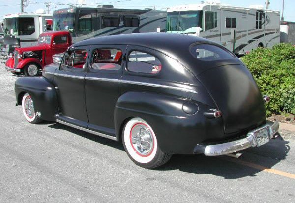 48FordSedan4doorChoppedRH00-vi.jpeg