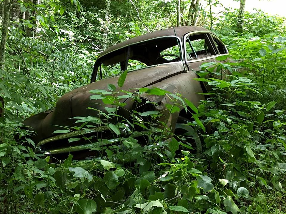 49 Chevy abandoned near cousin Jim.jpg