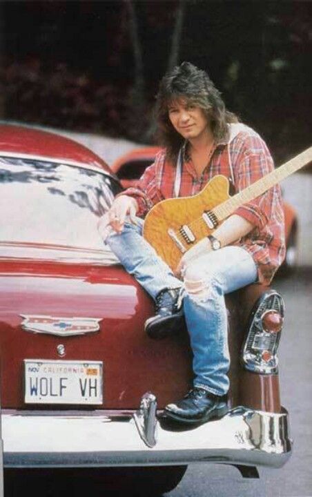 49813948e2beebed960d07760435fe8f--eddie-van-halen-s-music.jpg