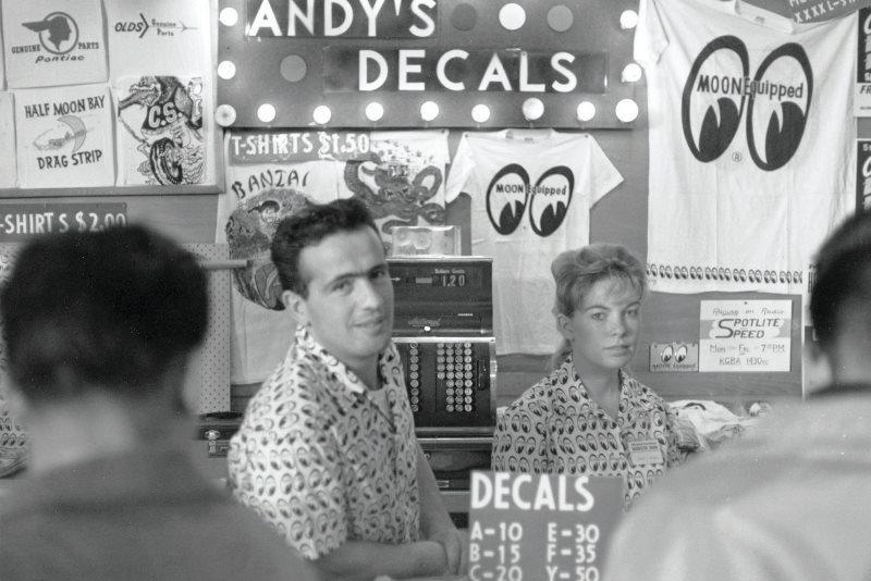 (5) sue-and-andy-brizio-in-booth.jpg