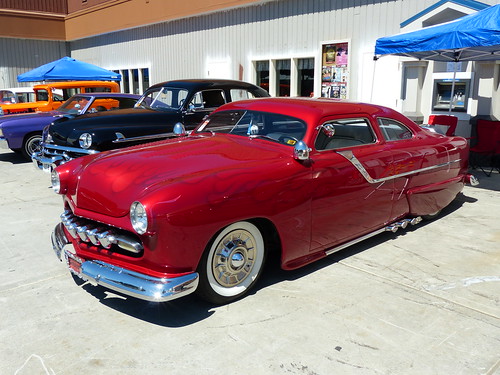 50 Ford chopped red (4).jpg