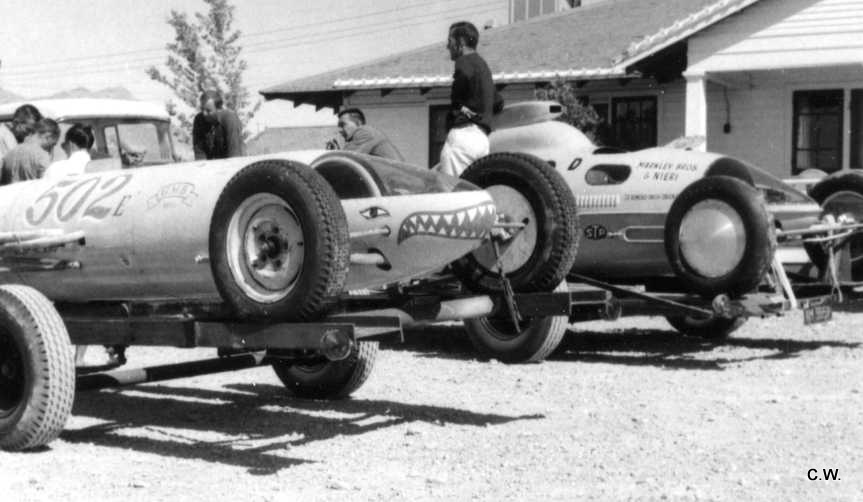 502E Ralph Lynde Tank with 360D Markley Bros Tank (Craig Wise archives).jpg