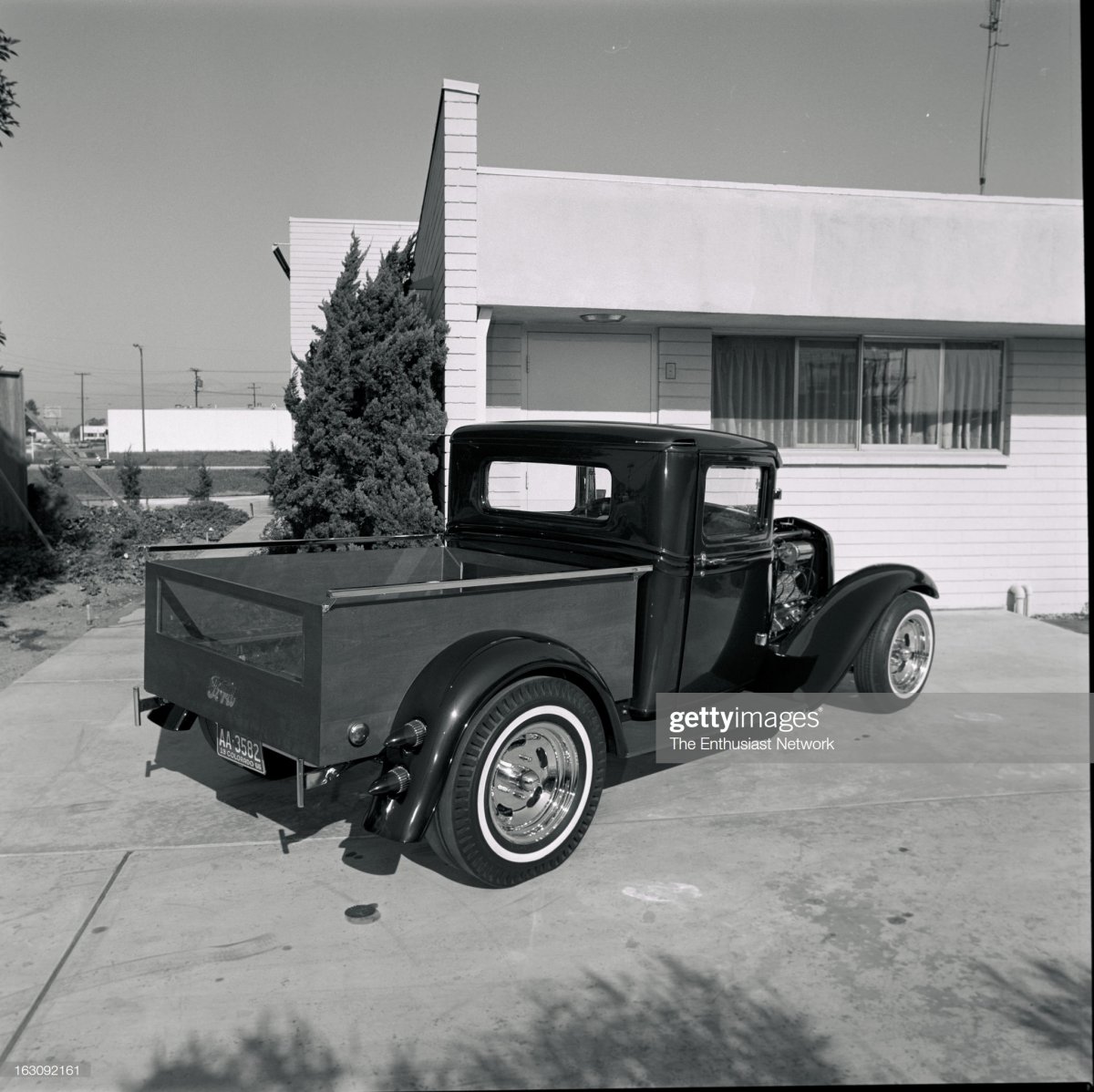 51 Al Coffern's custom 1933 Ford Pickup with.jpg