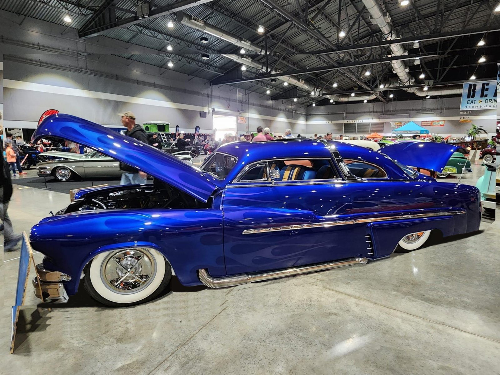 51 Blue Merc a.JPG