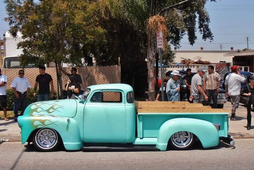 52 Chevy truck chopt.jpg