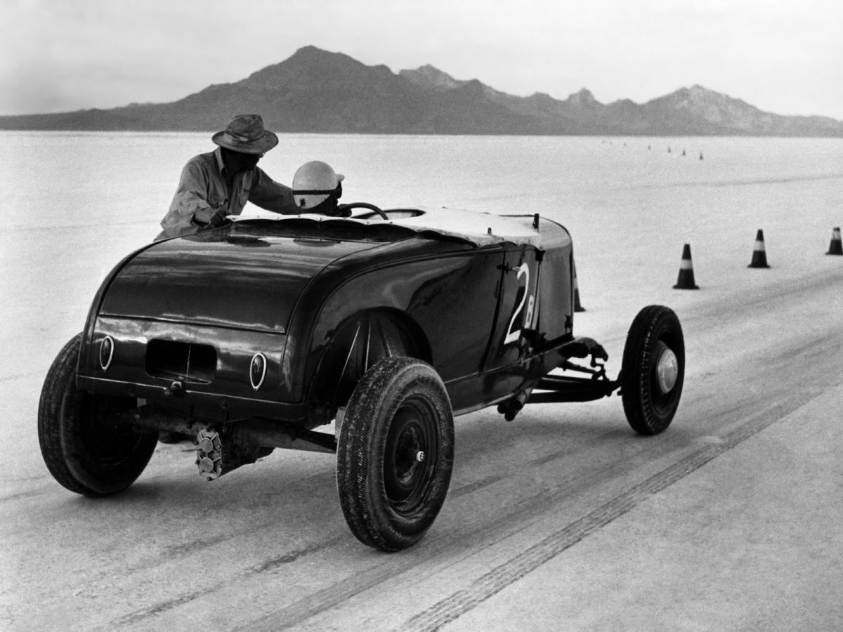52 edelbrock_special_highboy_roadster_7.jpg